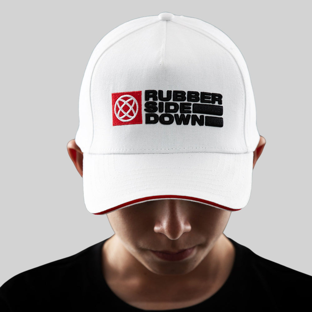 
                  
                    Unisex White Snapback MTB Cap
                  
                